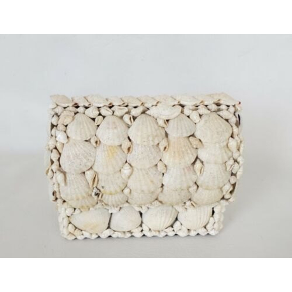 Vintage Seashell Jewelry Trinket Box Beach House Black Velvet Lining - Picture 2 of 8